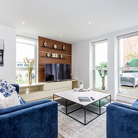 Chiswick Park 3 Bed 3 Bath West London - Parking Londres Exterior foto