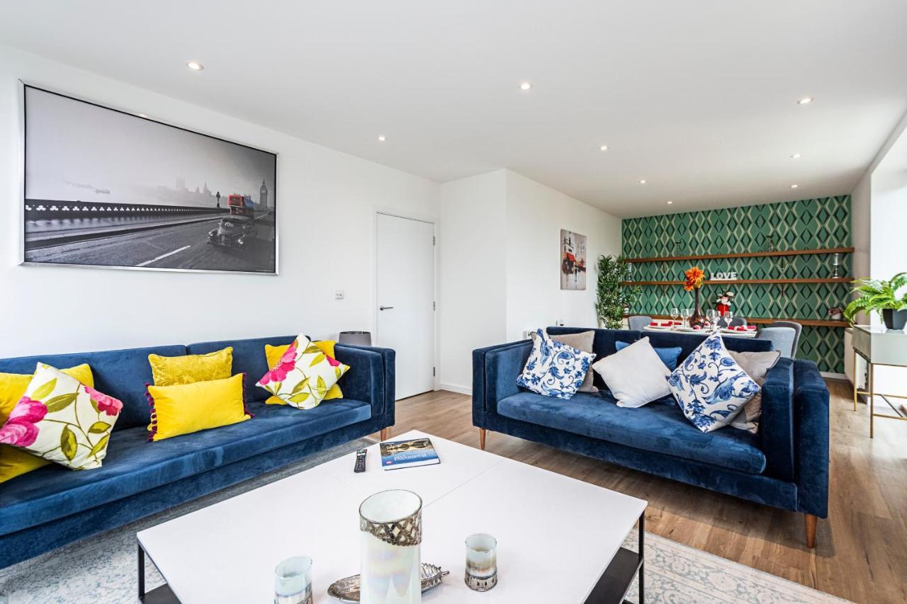 Chiswick Park 3 Bed 3 Bath West London - Parking Londres Exterior foto
